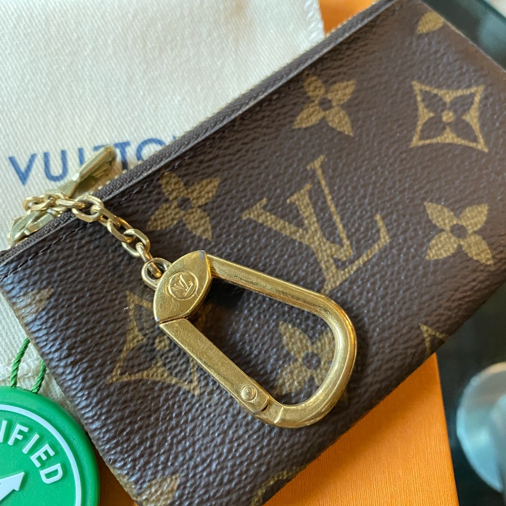 Lv Monogram Key Pouch - image 2